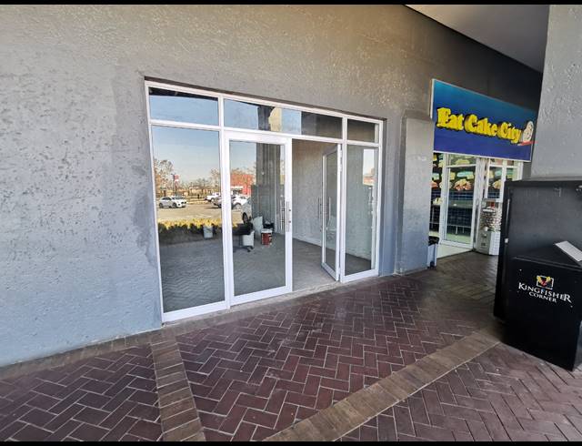 68M² RETAIL TO LET IN SUNWARD PARK